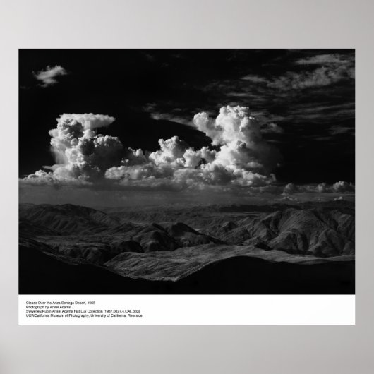 Wolken über der Wüste, 1965, von Ansel Adams Poster (Vorne)
