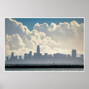 Wolken und die Stadt Poster