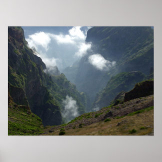 Wolken und Gebirgsposter Poster