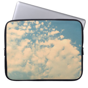 Wolken - Vintage Farbgestaltung Laptopschutzhülle