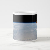 Wolkenformationen rund um den Sonnenuntergang vor Jumbo-Tasse (Vorderseite)