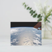 Wolkenformationen rund um den Sonnenuntergang vor  Postkarte (Stehend Vorderseite)