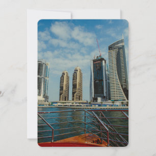 Wolkenkratzer im Hafen von Dubai