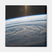 Wolkenkratzer im Südindischen Ozean. Magnet (Vorne)