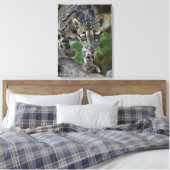 Wolkenkratzer in Bewegung Leinwanddruck (Insitu (Schlafzimmer))