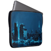 Wolkenkratzer in Manhattan und New York City Laptopschutzhülle (Vorne Rechts)