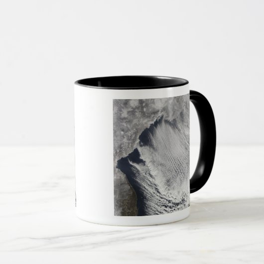 Wolkenkratzer über dem japanischen Meer Tasse (VorderseiteRechts)