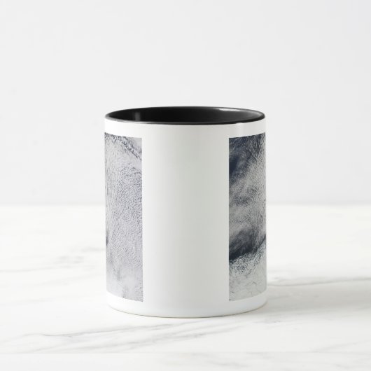 Wolkenkratzer und Meereis im südlichen Ozean Tasse (Zentrum)