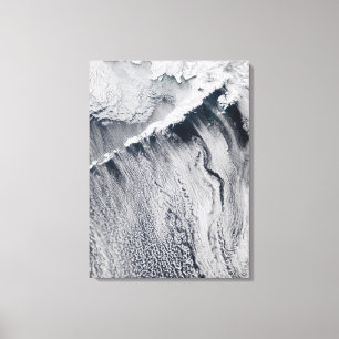 Wolkenmuster, die über der Aleutianinsel sichtbar  Leinwanddruck