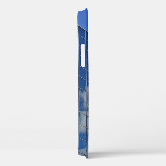 Wolkenreflektion im Wolkenkratzer Case-Mate iPhone Hülle (Rückseite / Rechts)