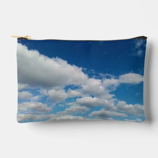 Wolkenschichten Zubehörtasche (Vorderseite)