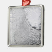 Wolkenstrassen im Labrador-Meer Silbernes Ornament (Links)
