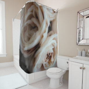 Wolkig Zartes Rosa Rosen Elegant Minimaler Shabby- Duschvorhang