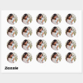 Woman and White Cat and Dandelions Runder Aufkleber (Blatt)