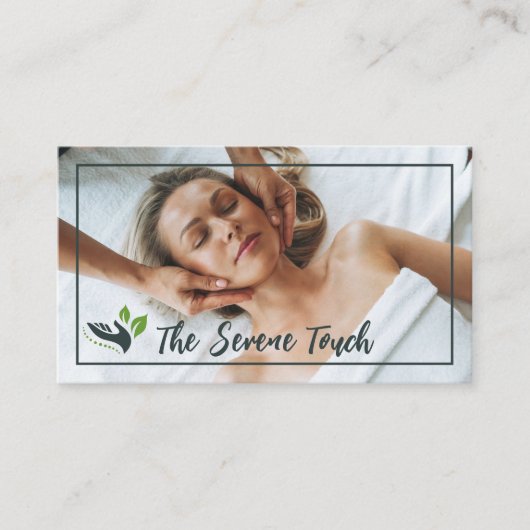 Woman Getting Face Massage Visitenkarte (Vorderseite)