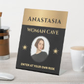 Woman Höhle Gold Schwarze Warnung personalisieren Sockelschild (In SItu)
