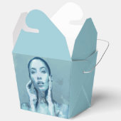 "Woman in Blue" Geschenkschachtel (Offen)