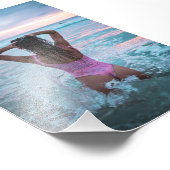Woman Playing In Ocean Waves Fotodruck (Ecke)