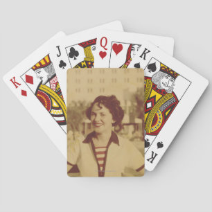 Woman Sitting Outside Spielkarten