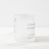 woman swimming in coffee cup mattglastasse (Mittel)