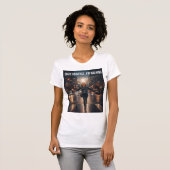 Woman Walking Crosswalk Trusting Universe T-Shirt (Vorne ganz)