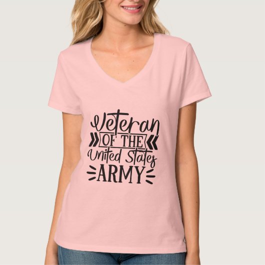 Woman's Army Veteran Proud Military V-Neck T-Shirt (Vorderseite)