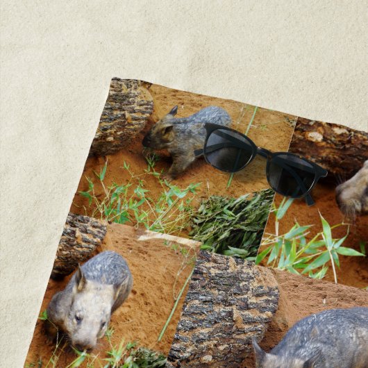 Wombat-FotoCollage, Strandtuch (Beispiel)