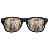 "Wombat Wonderland: Ein gemütlicher Weihnachtsaben Partybrille (Vorderseite)