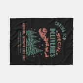 Women Caring For Special Deliveries Nicu Nurse Chr Fleecedecke (Vorderseite (Horizontal))