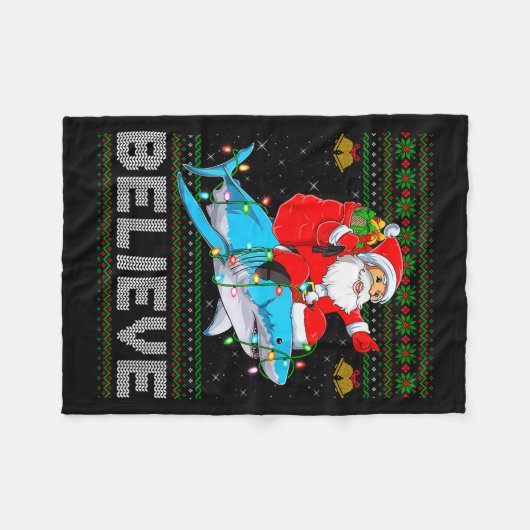 Womens Believe Xmas Funny Santa Riding Shark Ugly Fleecedecke (Vorderseite (Horizontal))