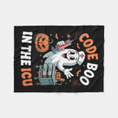 Womens Code Boo In The Icu Funny Medical Halloween Fleecedecke (Vorderseite (Horizontal))