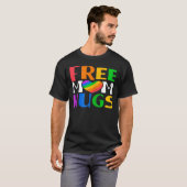 Womens Free Mom Hugs LGBT Rainbow Heart Gay Lesbia T-Shirt (Vorne ganz)