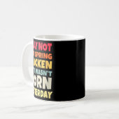 Womens Funny Getting Older Retro Spring Chicken Bi Kaffeetasse (Vorderseite Links)