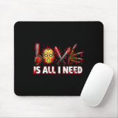 Womens Funny Horror Love Is All I Need Slasher Val Mousepad (Mit Mouse)