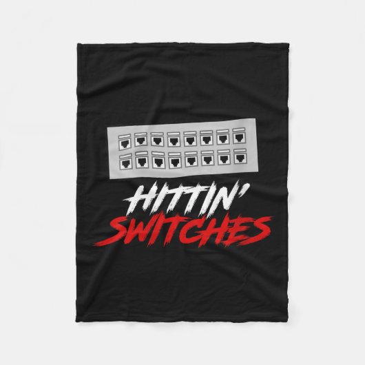 Womens Hittin Switches Funny Network Admin Tech Hu Fleecedecke (Vorderseite)