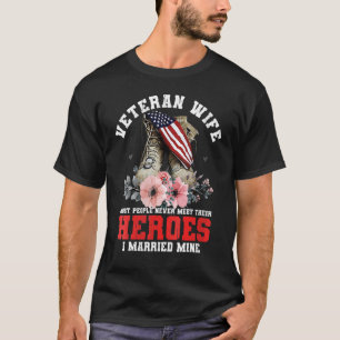 Womens Ki Proud Veteran Ehefrau Kostüm Veteran Tag T-Shirt