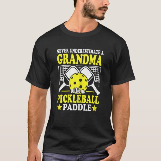 Womens Never Underestimate A Grandma With Pickleba T-Shirt (Vorderseite)