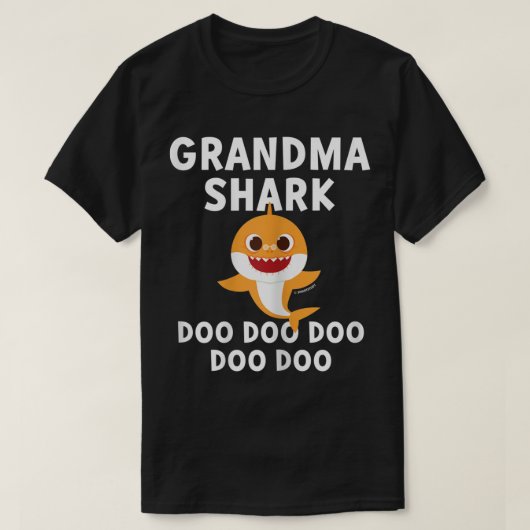 Womens Pinkfong Grandma Shark Offiziell T-Shirt (Design vorne)