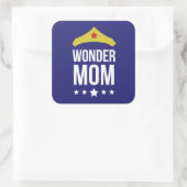 Wonder Mama - Glossy Quadratischer Aufkleber (Tasche)