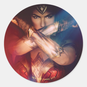 Wonder Woman Blockierung mit Armbändern Runder Aufkleber