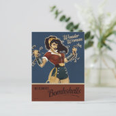 Wonder Woman Bombshell Postkarte (Stehend Vorderseite)