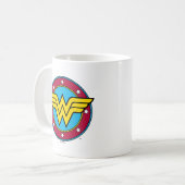 Wonder Woman | Circle & Stars Logo Kaffeetasse (Vorderseite Links)