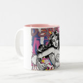 Wonder Woman Collage 3 Zweifarbige Tasse (Vorderseite Links)