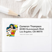 Wonder Woman Drehung mit leuchtenden Wellen (Insitu)