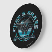 Wonder Woman Free & Brave Grunge Grafik Große Wanduhr (Winkel)