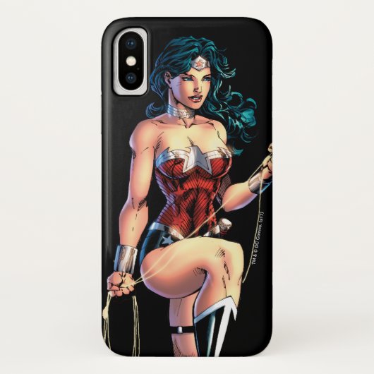 Wonder Woman Gripping Lasso Atop Rock Case-Mate iPhone Hülle (Rückseite)