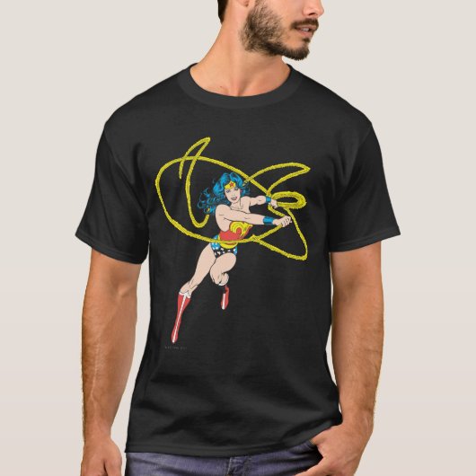 Wonder Woman Holds Lasso 1 T-Shirt (Vorderseite)