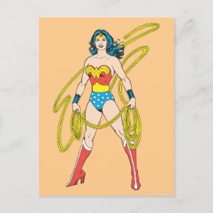 Wonder Woman Holds Lasso 5 Postkarte