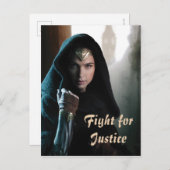 Wonder Woman in Cloak Postkarte (Vorne/Hinten)