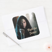 Wonder Woman in Cloak Quadratischer Aufkleber (Umschlag)